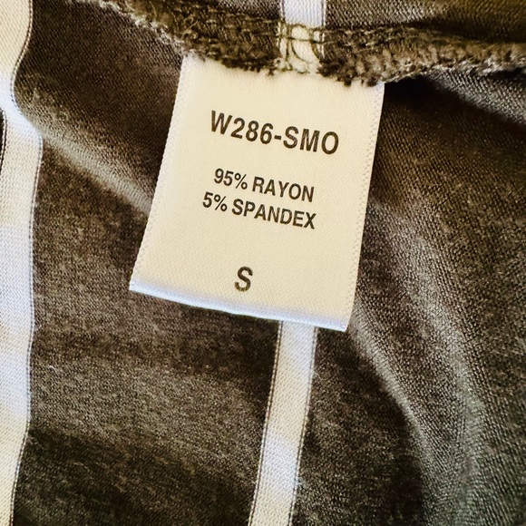 Women’s Striped Cold-Shoulder Short Sleeve Top, Olive Green & White, Small - Picture 4 of 4